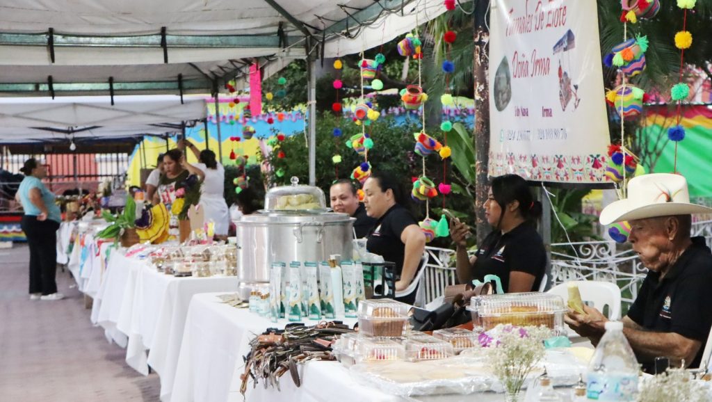 Inauguran con gran entusiasmo la Expo Feria Emprendedora Ahuacatlán 2025