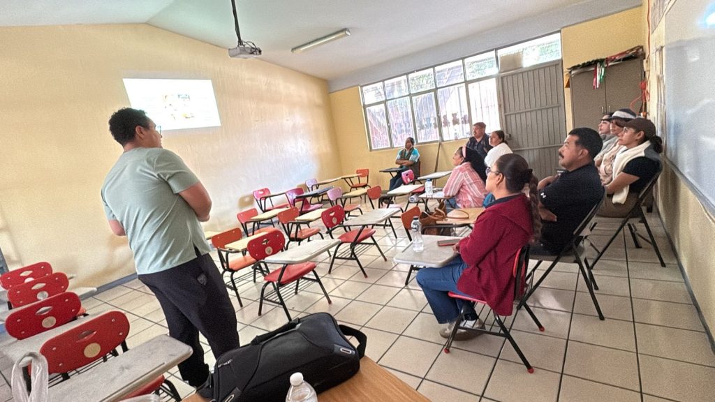 Capacitación primeros auxilios Jala fortalece la seguridad escolar
