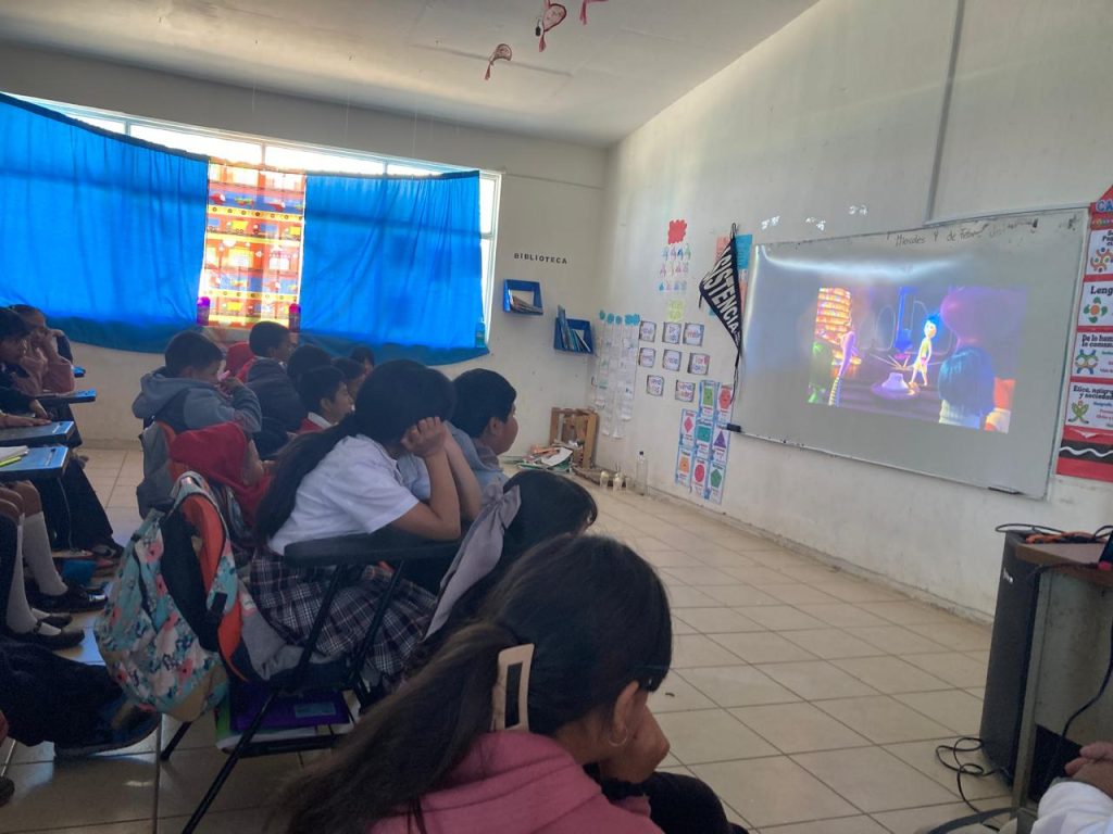 Dirección de Educación y Cultura de Jala impulsa valores en la niñez con Cine Club en la Meseta de Juanacatlán
