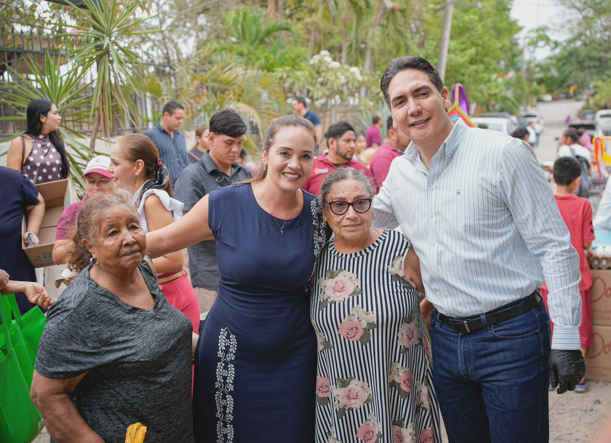 “El Mercadito” lleva apoyos alimentarios a familias de Mezcales en Bahía de Banderas