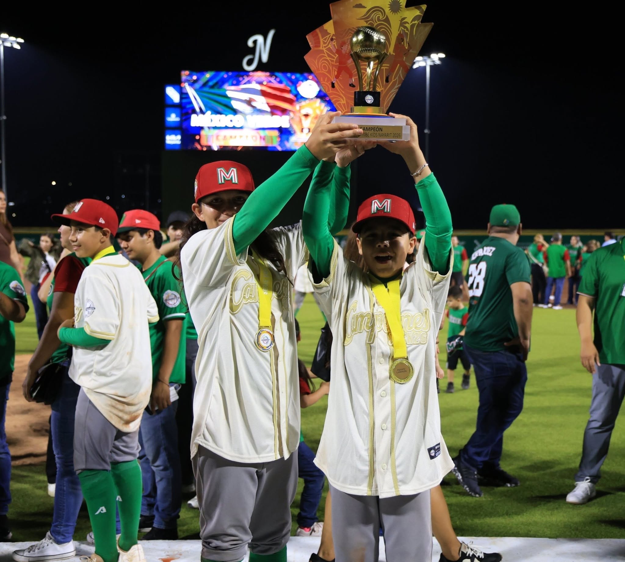 México se corona campeón de la Liga Infantil de Béisbol del Caribe con participación de dos niños de Amatlán de Cañas