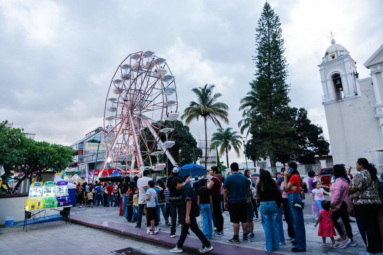 Xalisco reúne a familias durante “El Pilón” de la Feria del Elote 2026