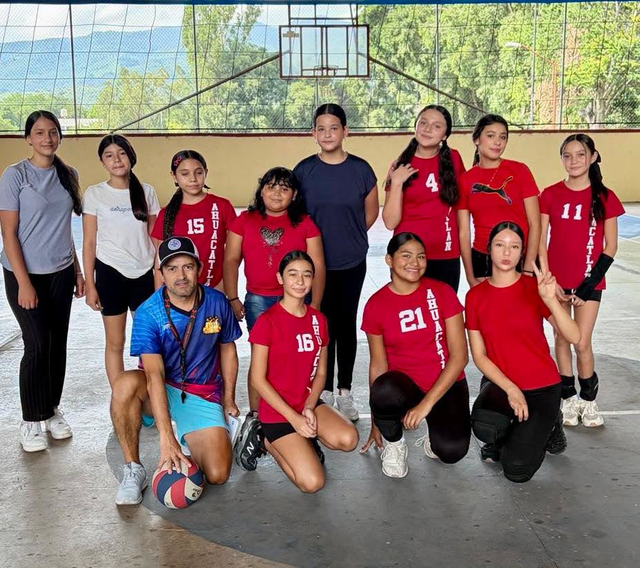 Torneo de Convivencia de Voleibol reúne a mujeres en Ahuacatlán
