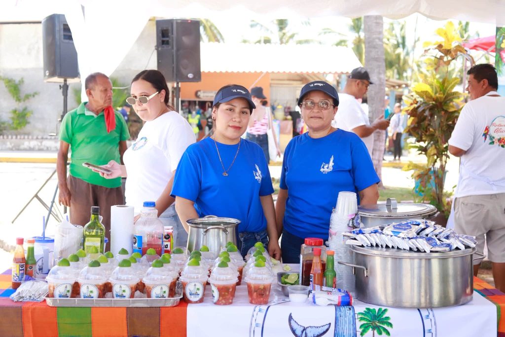 Festival Sabores del Mar reúne gastronomía y turismo en Playa El Borrego de San Blas