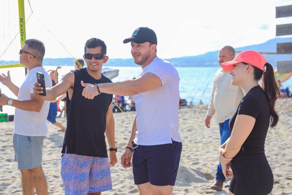 Cascarita Bahía lleva deporte y convivencia a Bucerías y destaca acceso a las playas