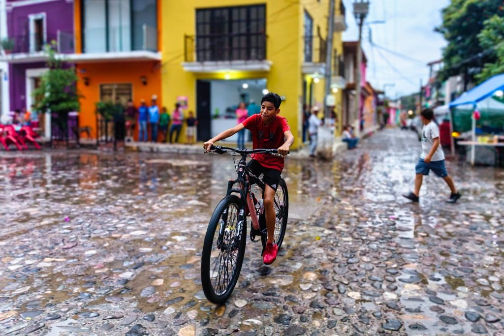 Amatlán de Cañas realiza carrera de bicicletas durante las Fiestas Patrias 2026