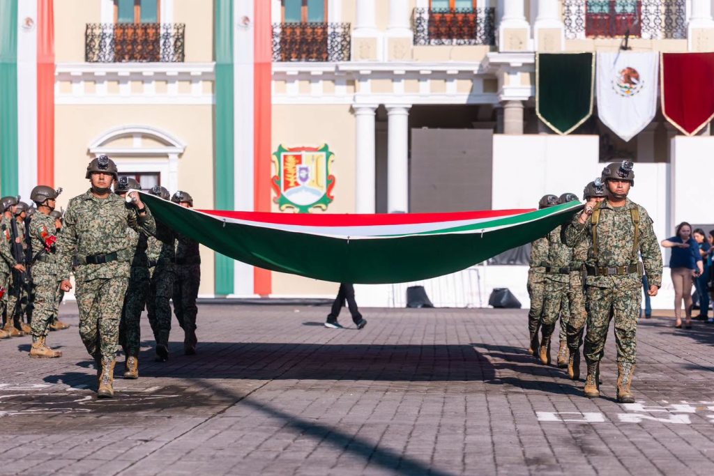 Nayarit conmemora el inicio de la Independencia con izamiento de la Bandera Nacional