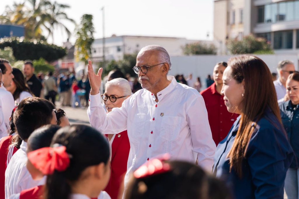 Nayarit conmemora el inicio de la Independencia con izamiento de la Bandera Nacional